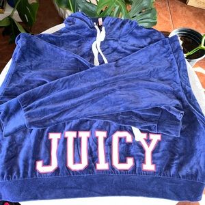 Juicy couture velour pullover sweatshirt